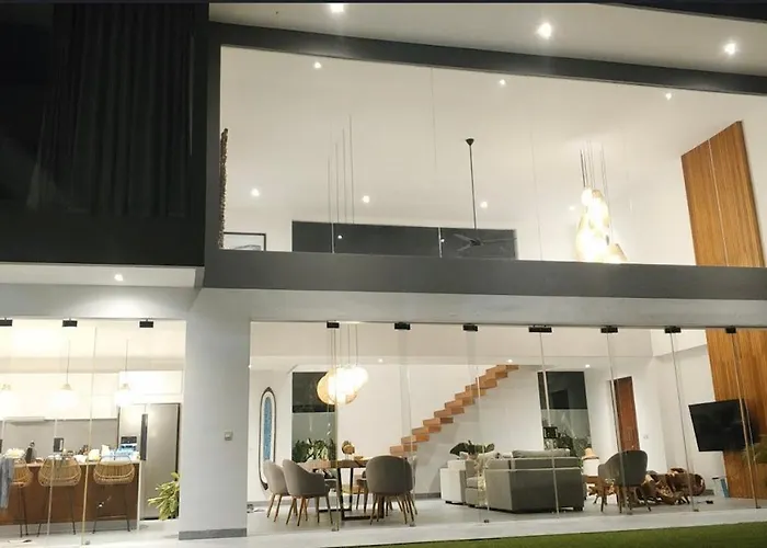 The Jendela House Villa Canggu (Bali)